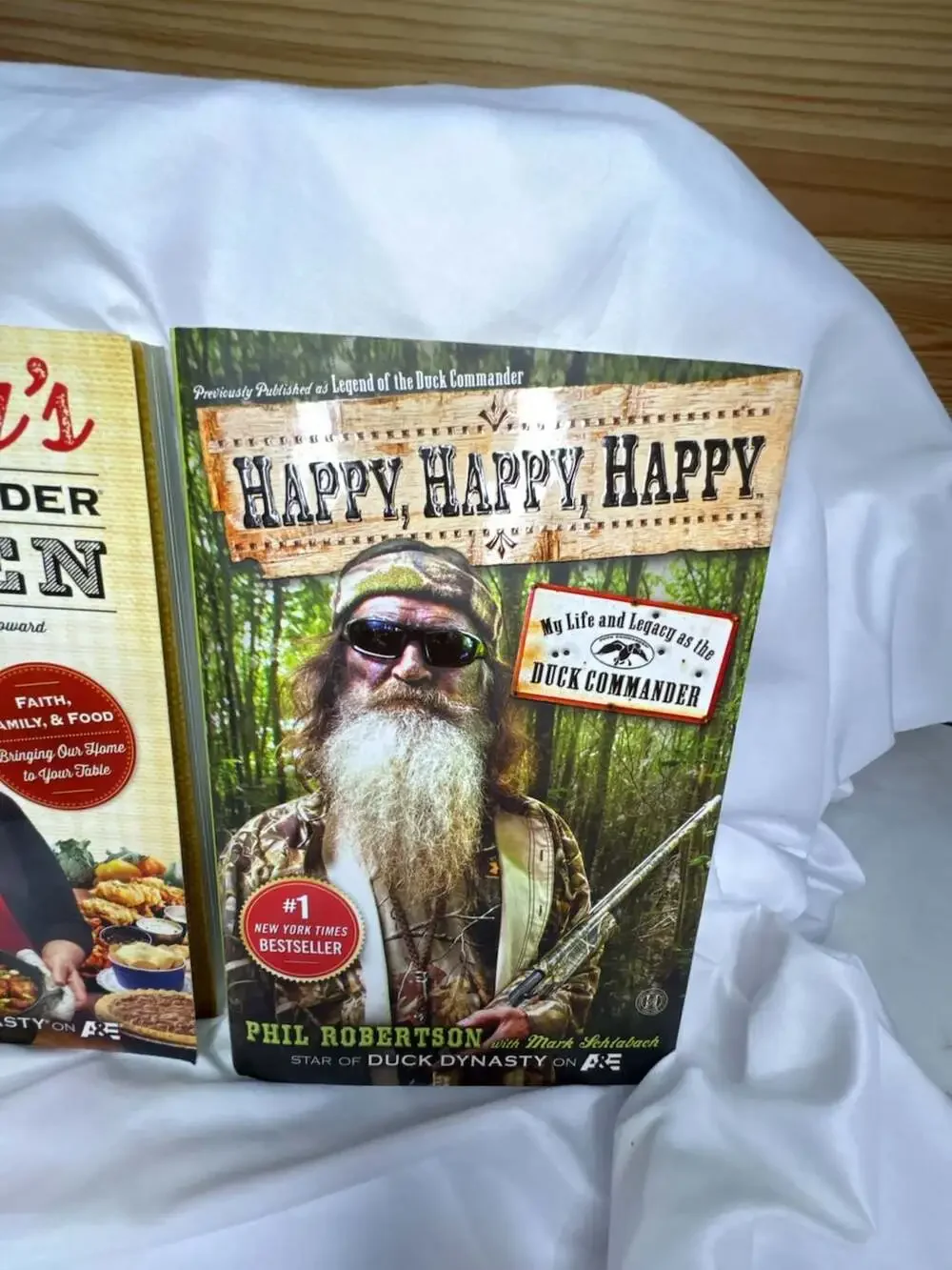 Miss Kay's Duck Commander Kitchen Cookbook & Happy happy happy